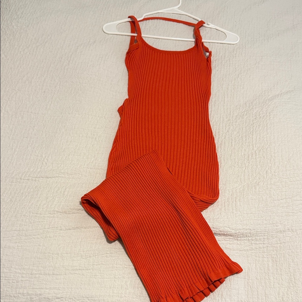 Ribbed maxi dress with slit Orange